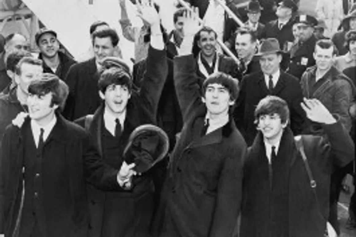 The_Beatles_in_America 265x180 150x150