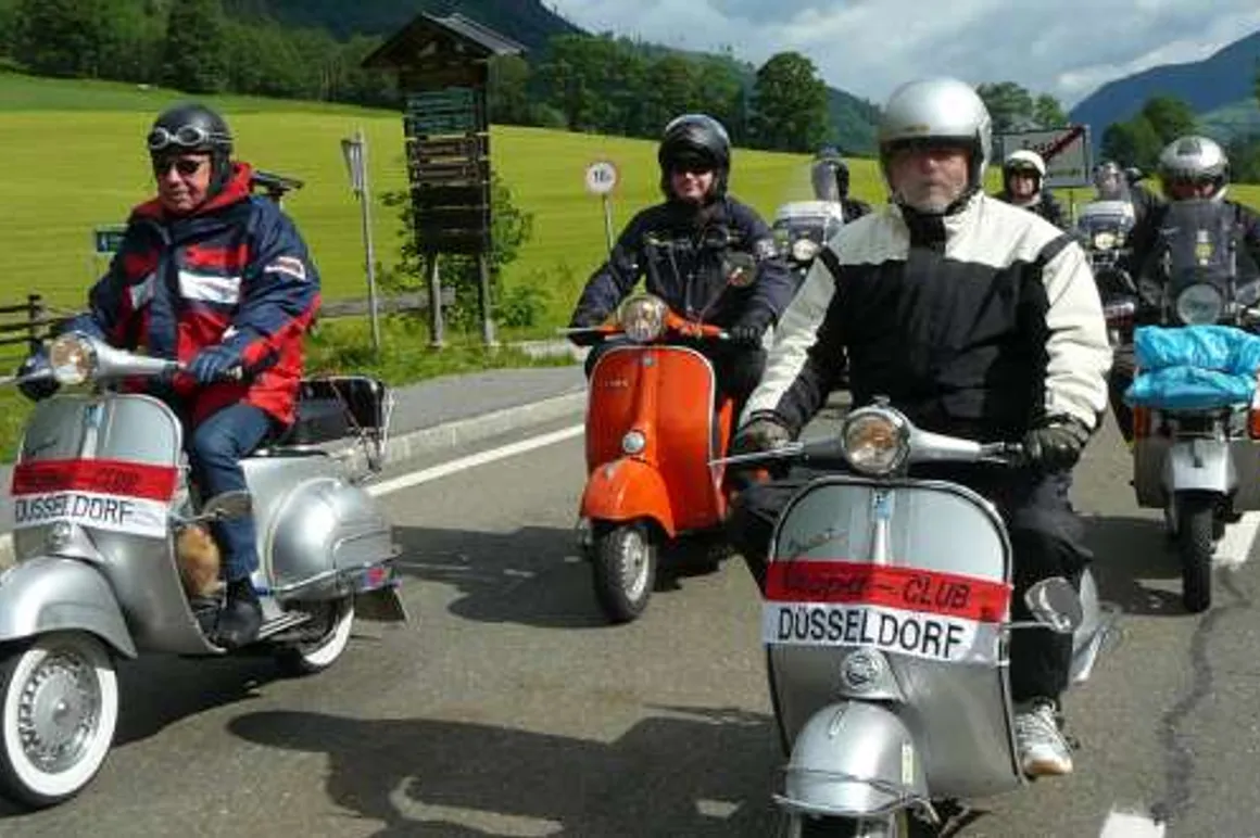 Vespa 120x100