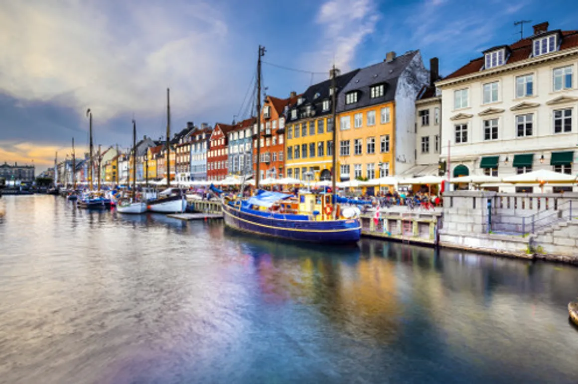 copenhague nyhavn canal 120x100
