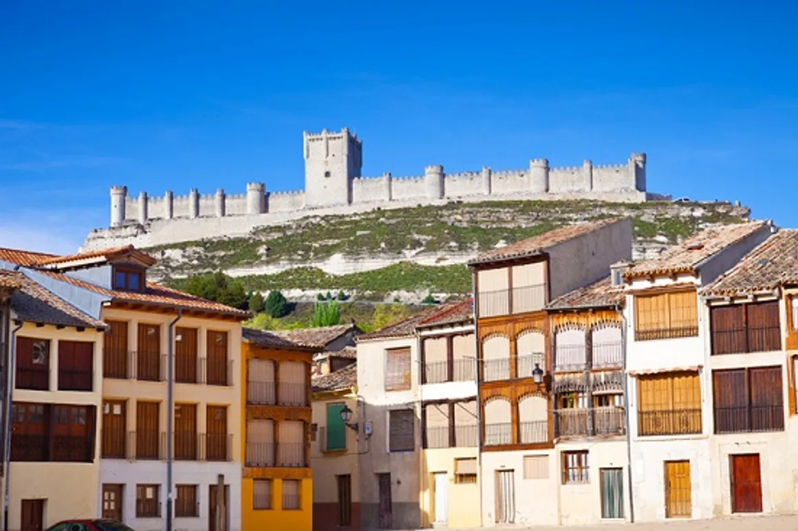 peñafiel_plaza_coso 1 150x150