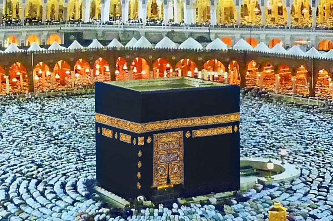 macca kabe picture id490586878 150x150
