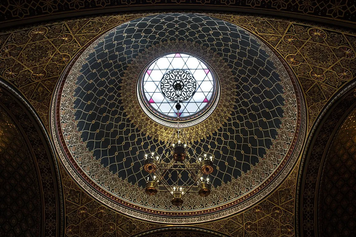 sinagoga española praga 150x150