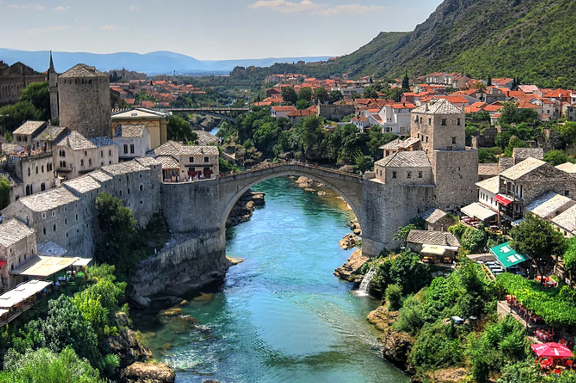 mostar vue depuis minaret 150x150