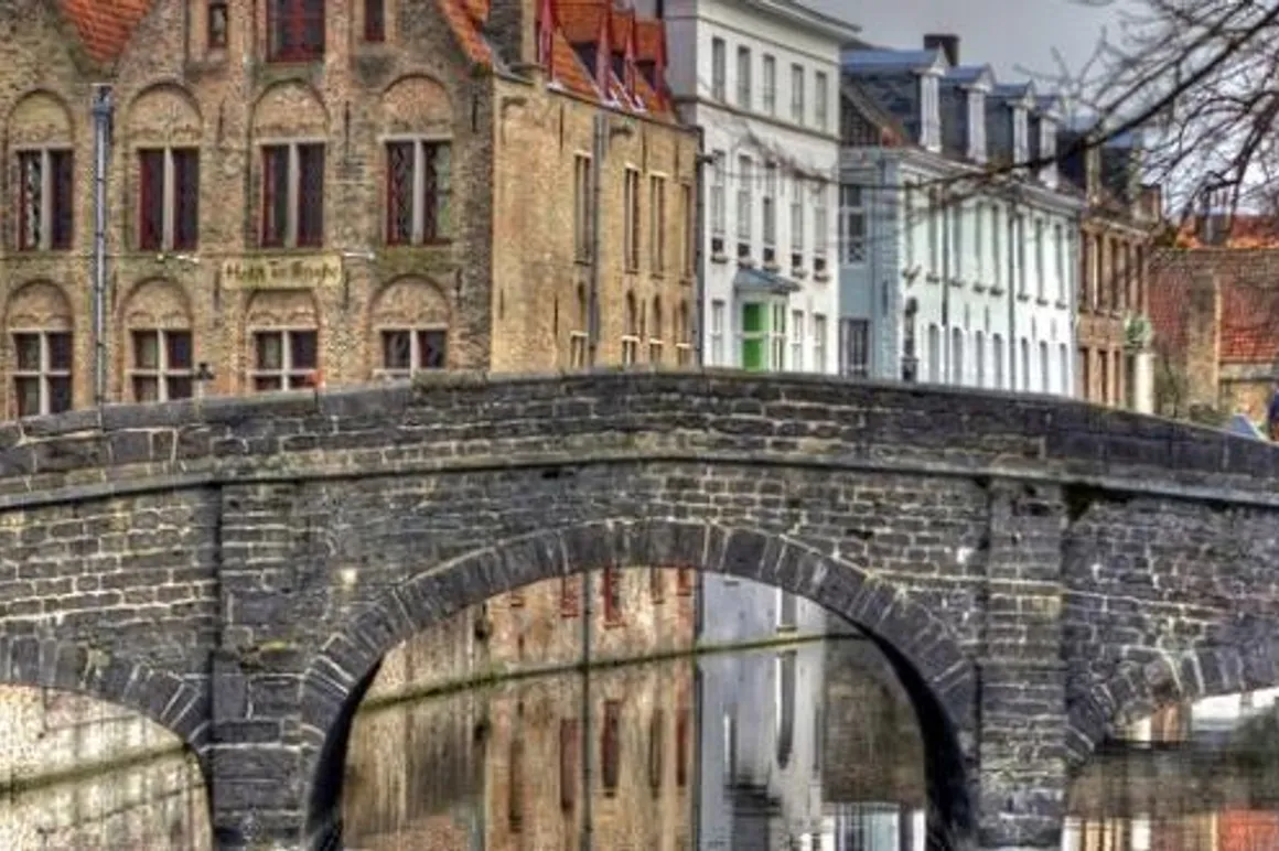 bruges pont1 120x100