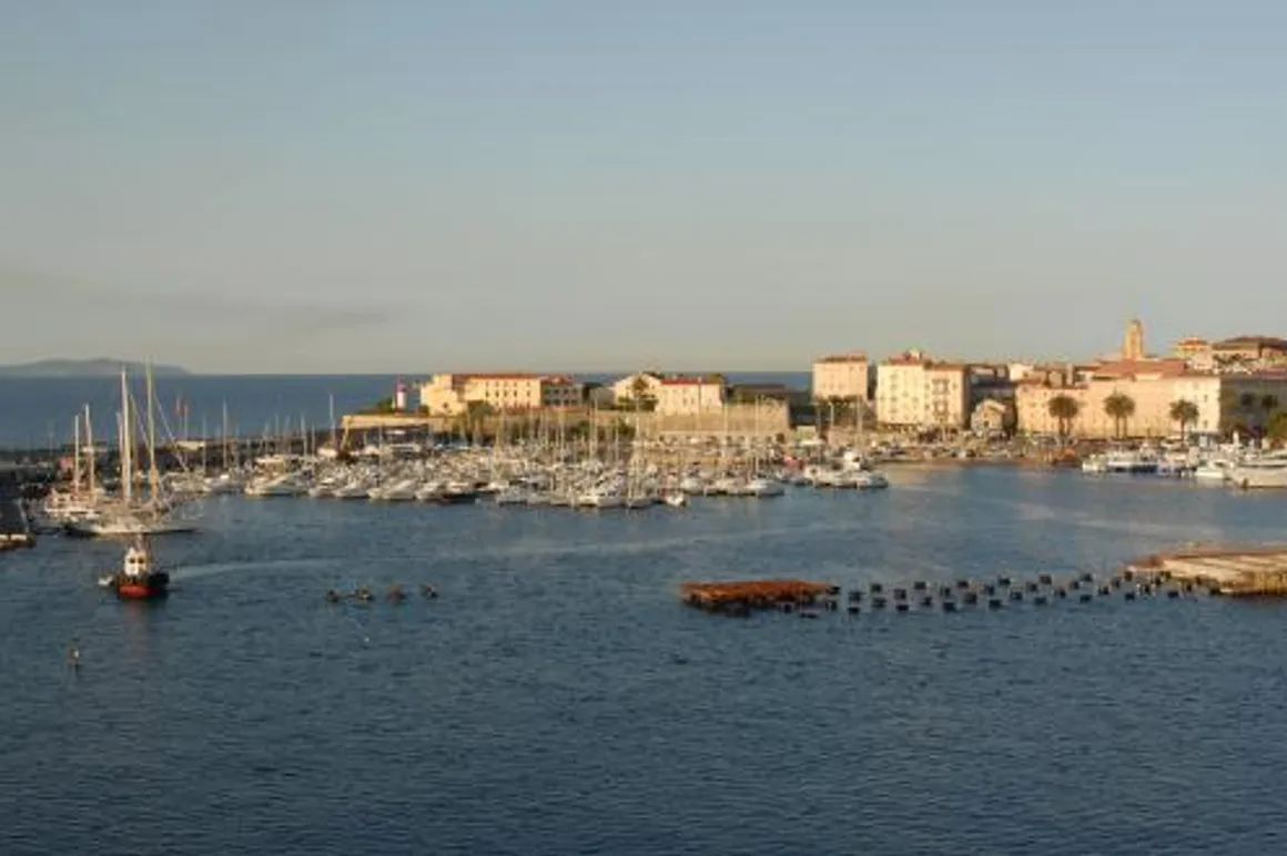 Corse 120x100