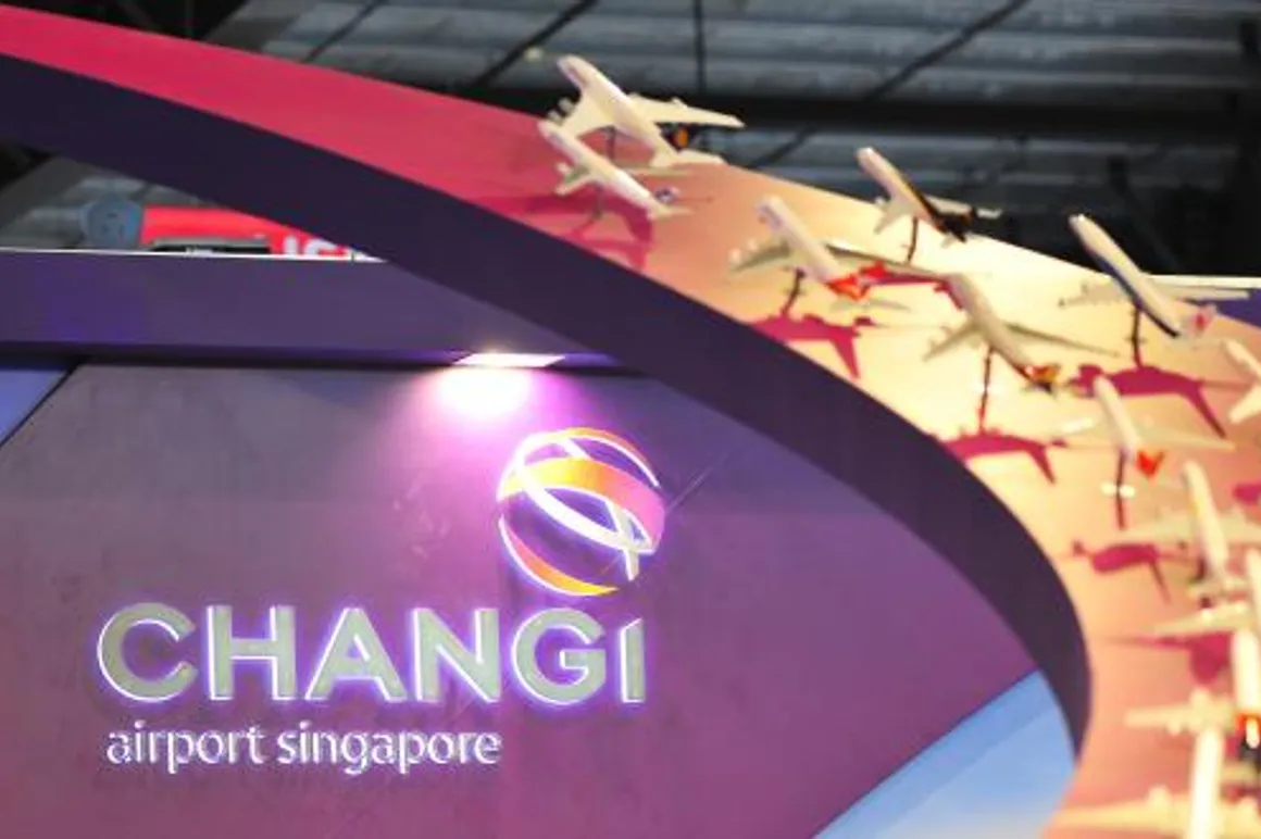 Singapour aeroport 120x100