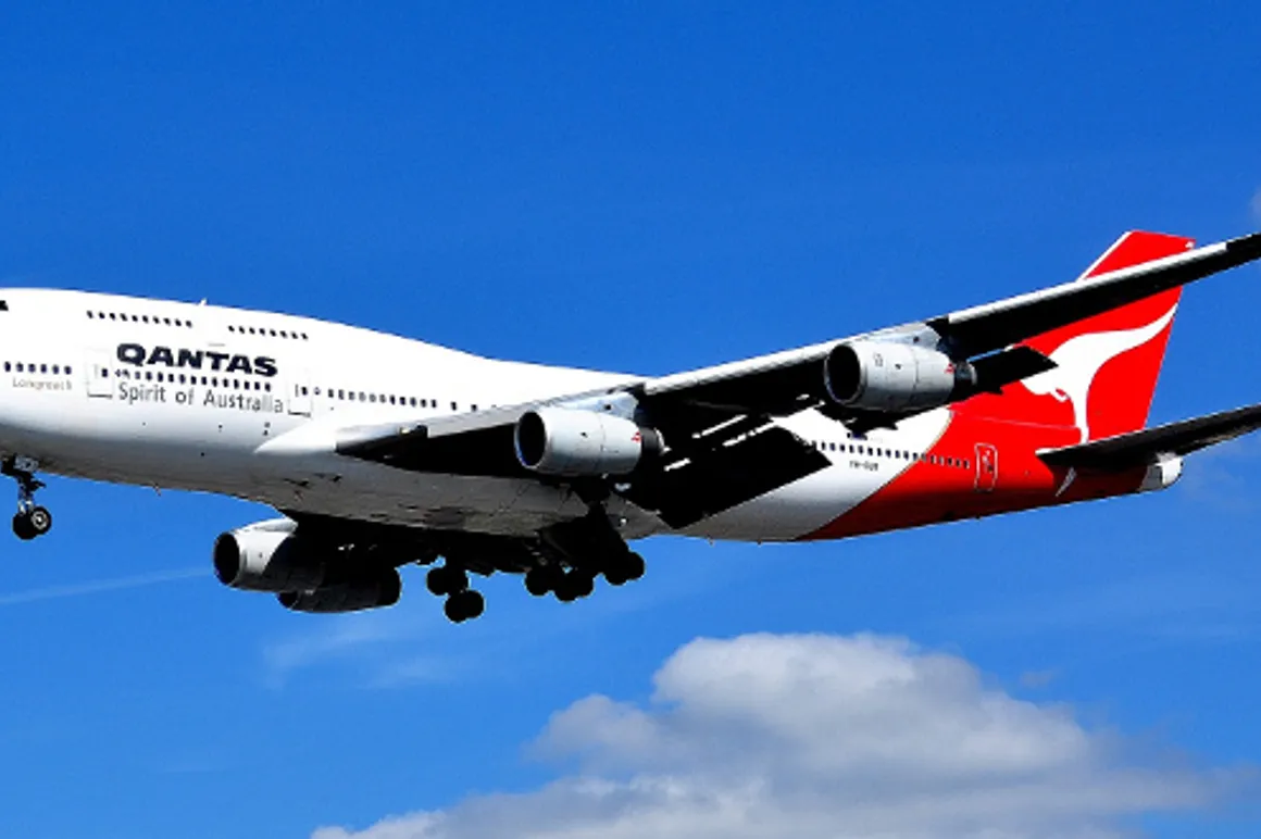 airplane 749539_1920 120x100