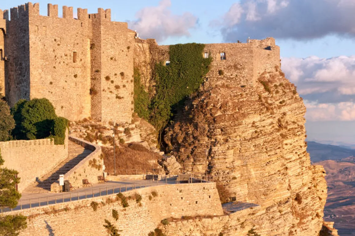 Erice Sicile Header Shutterstock