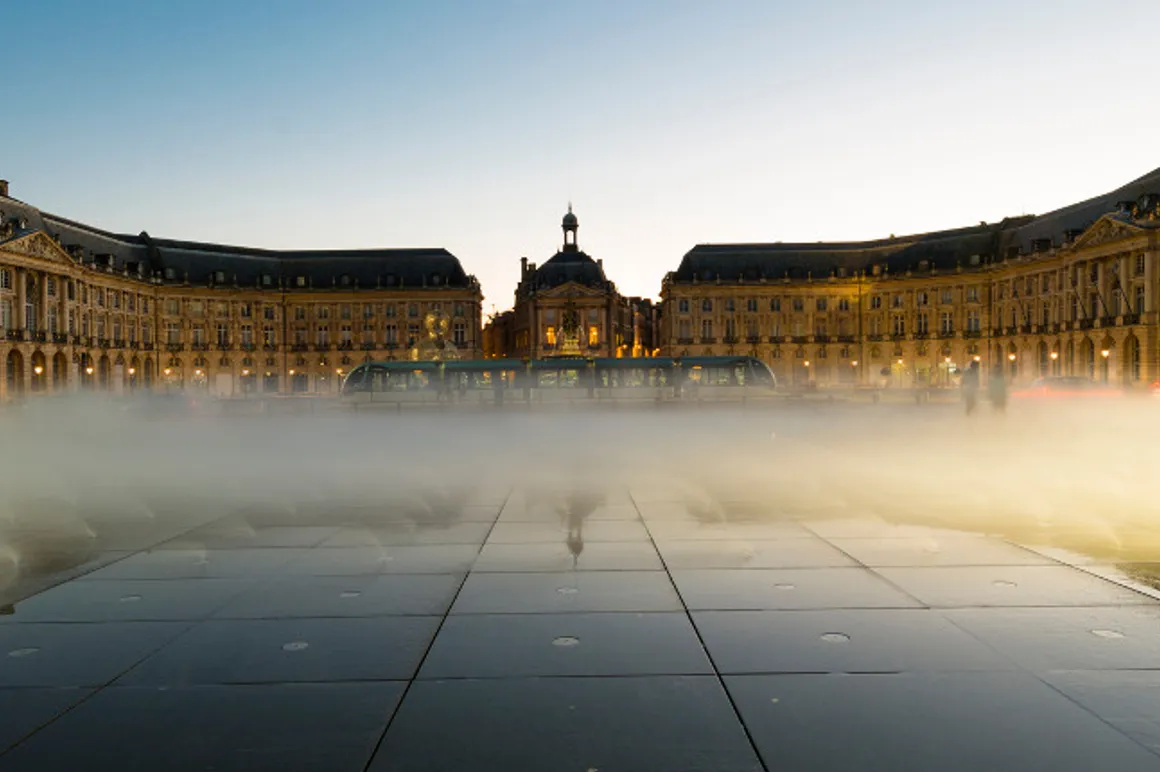 Bordeaux header iStock