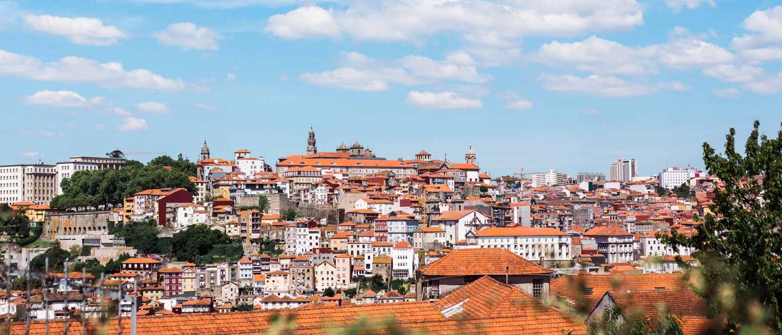 Billets D'avion Aller-retour Basel (BSL) - Porto (OPO) - 7 Au 21 Août 2022 - France